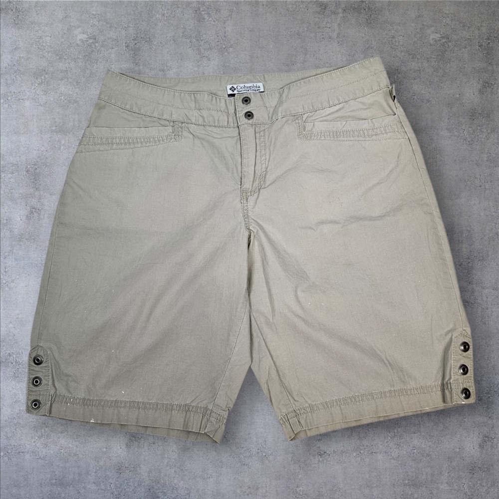 Columbia Light Khaki Outdoor Performance Hiking Shorts Size 10 Women's N16